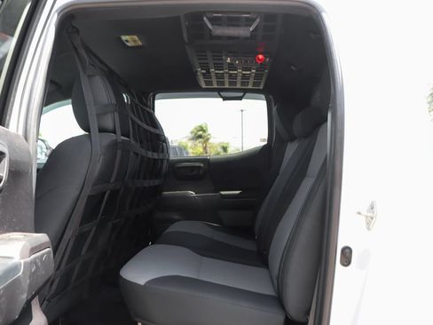 Used 2021 Toyota Tacoma TRD Off-Road w/ Technology Package AWD/4WD image 37
