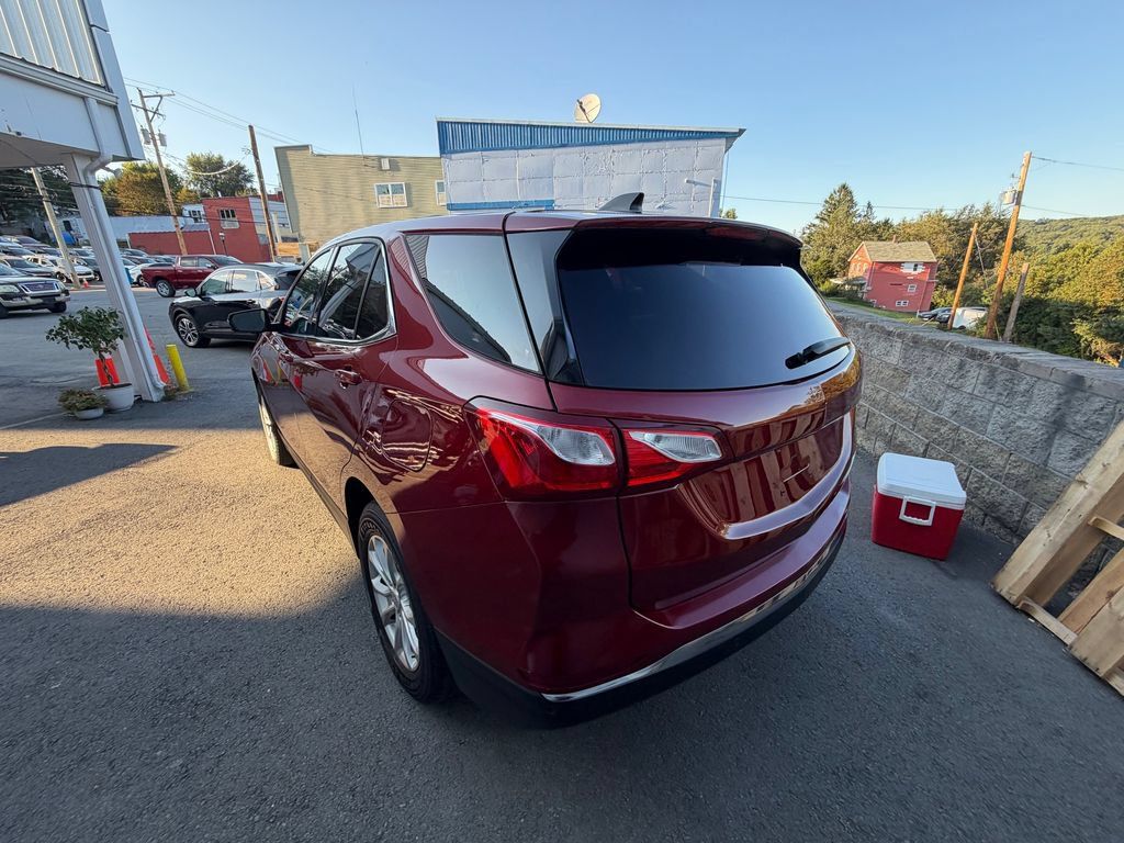 Used 2018 Chevrolet Equinox LT AWD/4WD image 3