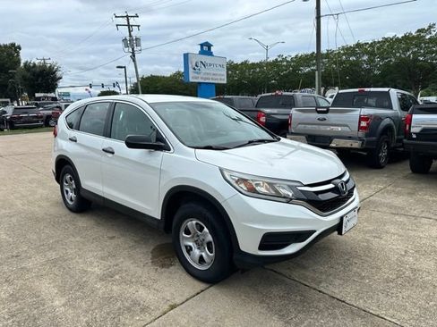Used 2015 Honda CR-V LX image 3