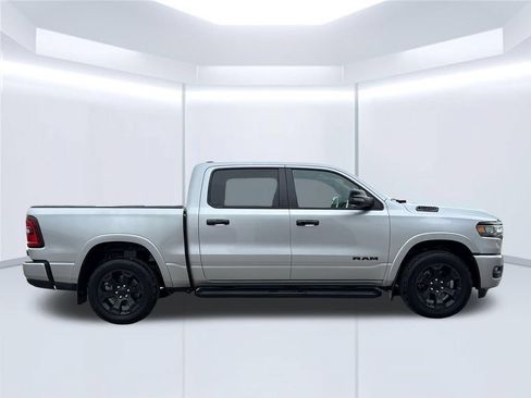 Used 2025 RAM 1500 Big Horn AWD/4WD image 9