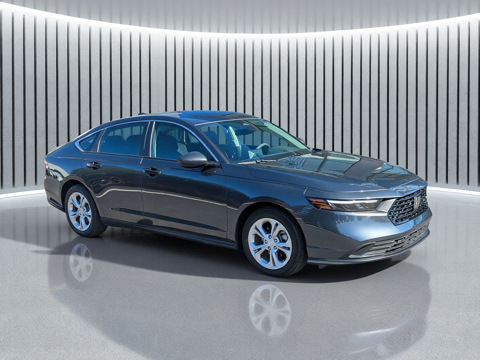 Certified 2025 Honda Accord LX image 2