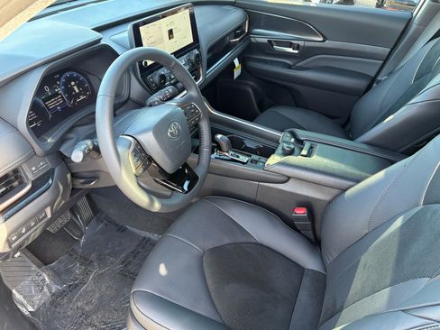 New 2026 Toyota Grand Highlander MAX Limited image 21