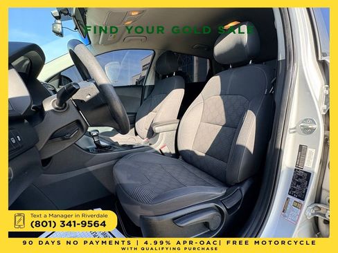 Used 2019 Kia Niro LX image 13