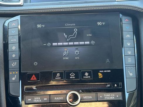 Certified 2025 INFINITI QX55 Luxe w/ Cargo Package AWD/4WD image 17