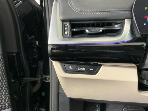 Certified 2024 BMW X1 xDrive28i w/ Convenience Package image 17