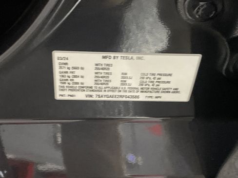 Used 2024 Tesla Model Y Long Range image 36