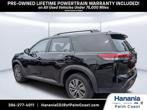 Used 2025 Nissan Pathfinder SV AWD/4WD image 5