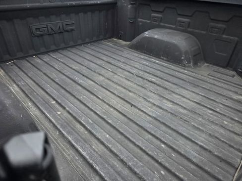 Used 2019 GMC Sierra 1500 SLT w/ SLT Premium Package RWD image 18
