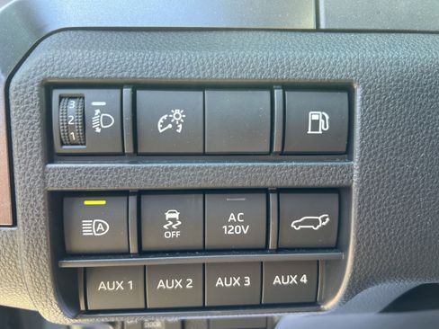 Used 2025 Toyota 4Runner TRD Off-Road Premium w/ Tow Technology Package image 33