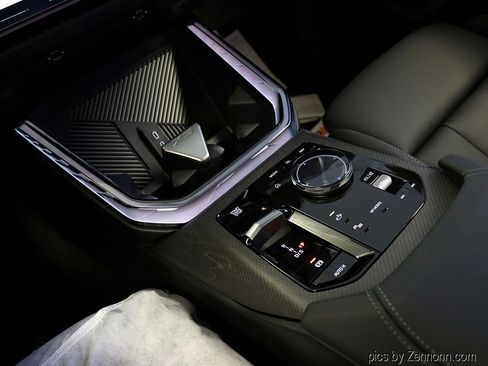 Used 2026 BMW X3 xDrive30 w/ Premium Package image 14