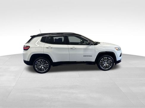 Used 2023 Jeep Compass Limited w/ Elite Group AWD/4WD image 7