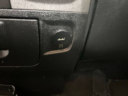 Used 2019 RAM 1500 Express RWD image 48
