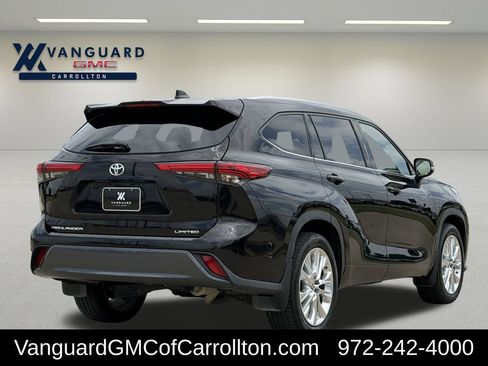 Used 2021 Toyota Highlander Limited FWD image 9