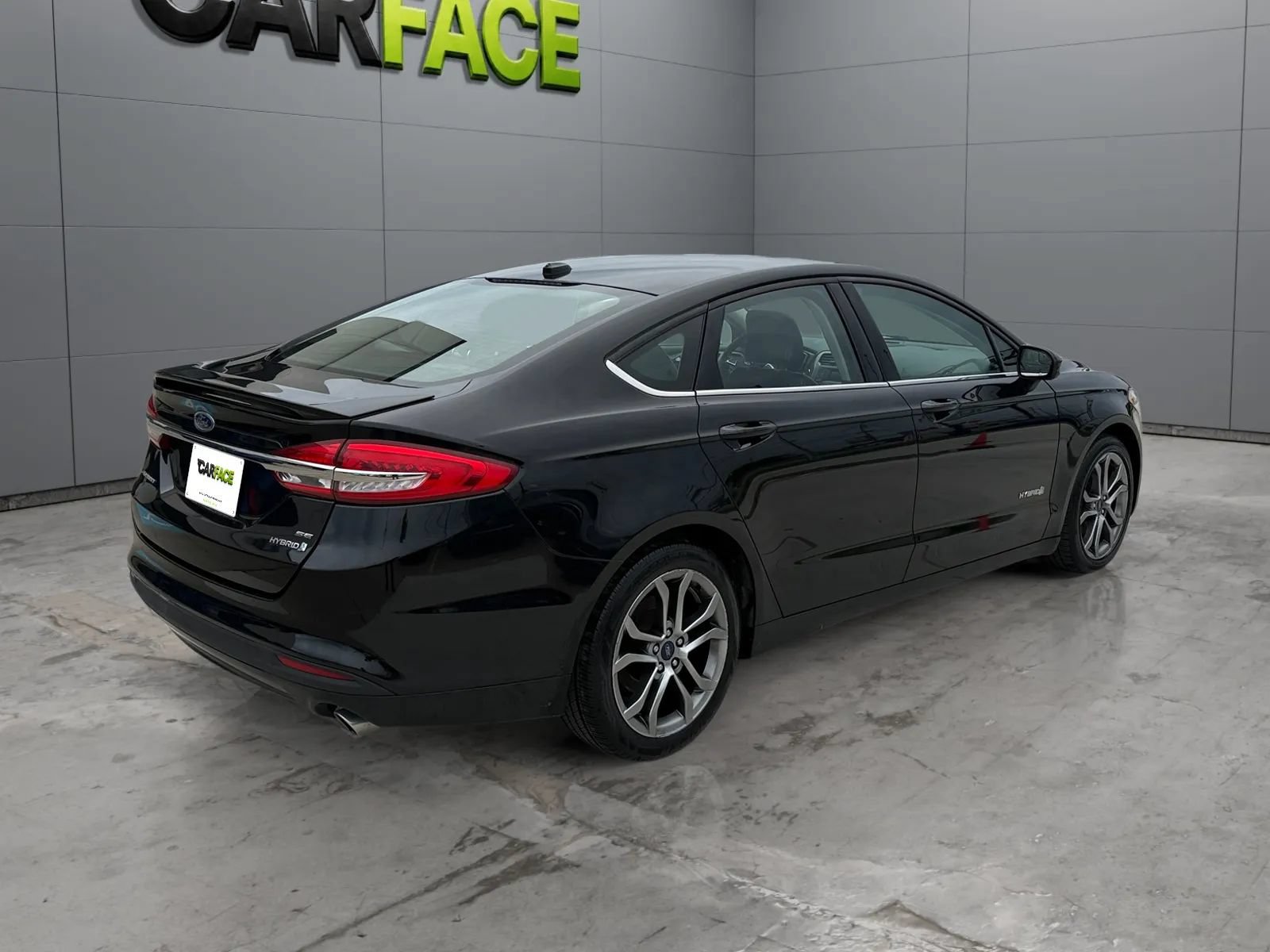 Used 2017 Ford Fusion SE w/ Equipment Group 601A FWD image 12