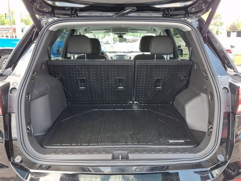 Certified 2024 Chevrolet Equinox LT w/ LPO, Floor Liner Package AWD/4WD image 31
