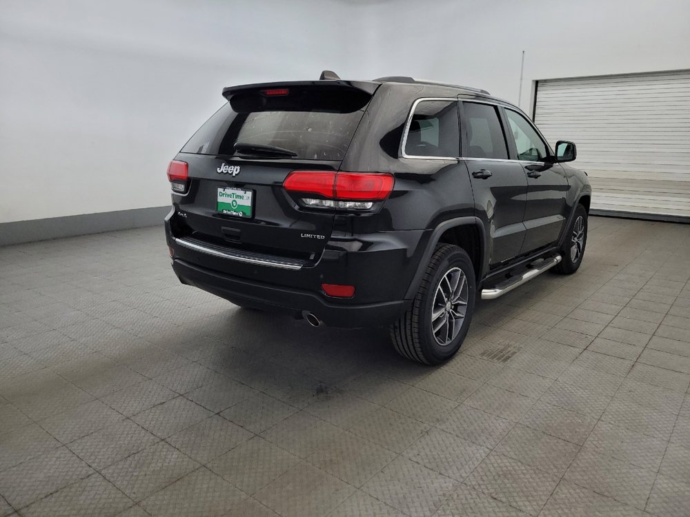 Used 2018 Jeep Grand Cherokee Limited AWD/4WD image 9