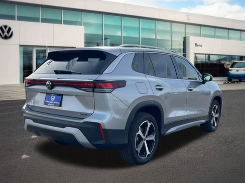 New 2026 Volkswagen Tiguan SE image 5