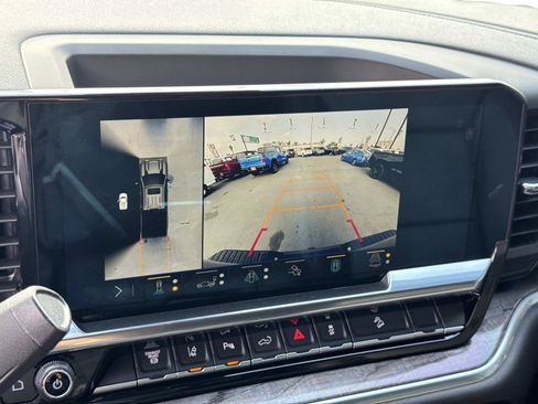 Used 2025 Chevrolet Silverado 2500 LTZ w/ Trail Boss Package image 17