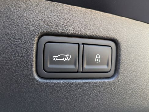 New 2025 Genesis GV70 3.5T Sport w/ Sport Prestige Package image 17