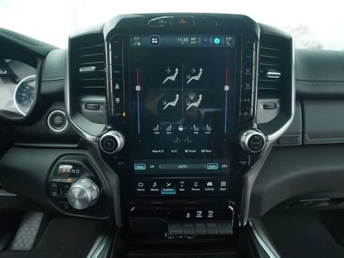 Used 2025 RAM 1500 Laramie image 27