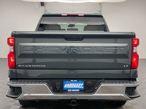 Used 2025 Chevrolet Silverado 1500 LT AWD/4WD image 8