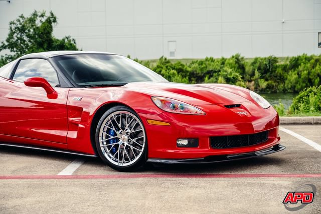 Used 2009 Chevrolet Corvette ZR1 w/ Preferred Equipment Group RWD image 48