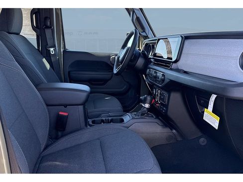 New 2026 Jeep Gladiator Mojave AWD/4WD image 17