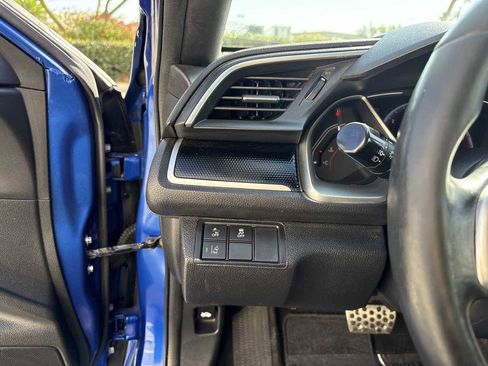 Used 2019 Honda Civic Sport image 24