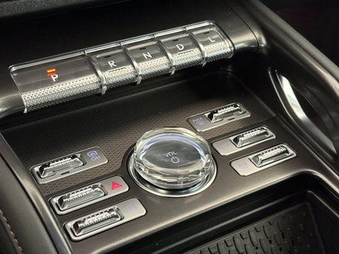 New 2026 Lincoln Nautilus Premier w/ Equipment Group 102A AWD/4WD image 18