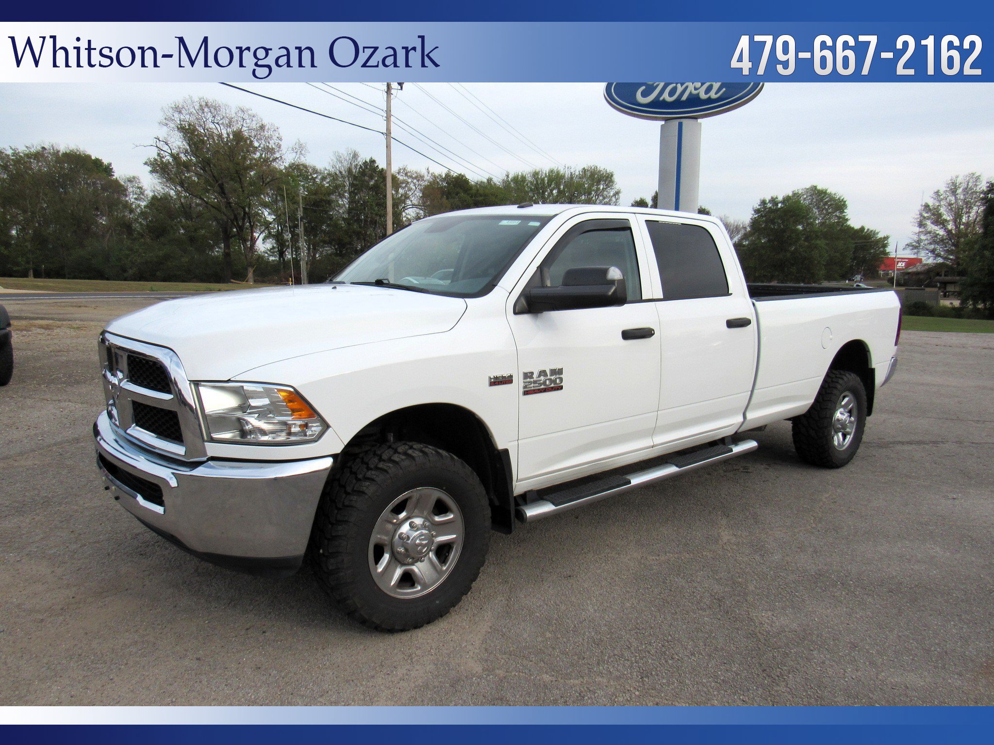 Used 2017 RAM 2500 Tradesman w/ Chrome Appearance Group AWD/4WD image 4