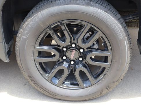 Used 2024 GMC Sierra 1500 Elevation w/ Elevation Premium Package RWD image 28