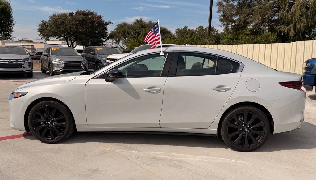 Used 2025 MAZDA MAZDA3 s FWD image 2
