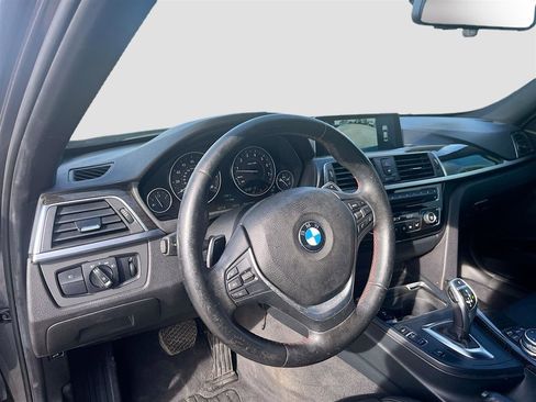 Used 2016 BMW 328i 4dr Sdn 328i RWD South Africa image 9