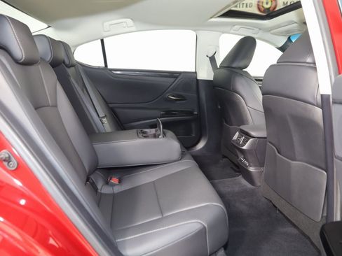 Used 2024 Lexus ES 350 image 13