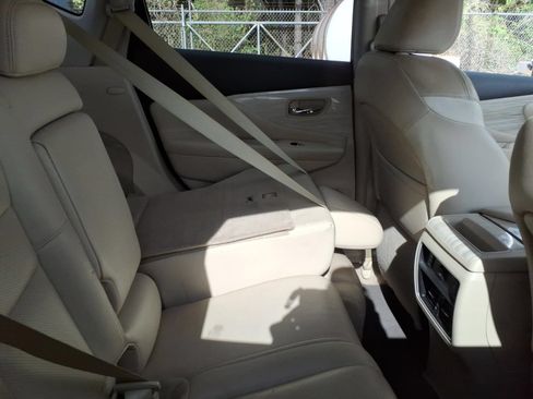 Used 2015 Nissan Murano Platinum w/ Platinum Technology Package FWD image 10