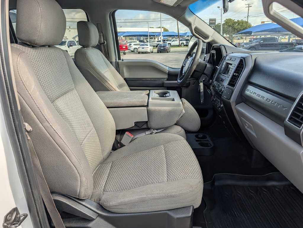 Used 2019 Ford F250 XLT w/ FX4 Off-Road Package AWD/4WD image 31