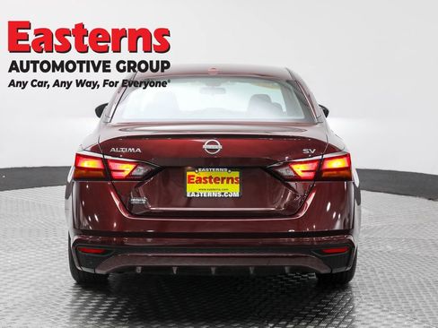 Used 2023 Nissan Altima 2.5 SV image 6