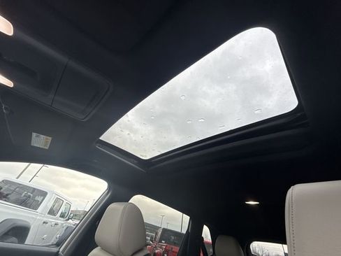 Used 2024 Honda CR-V Sport Touring image 21