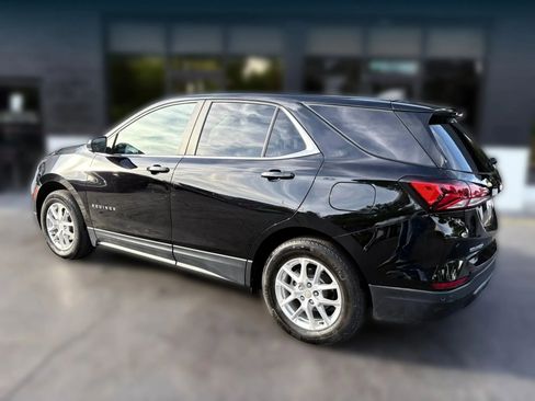 Used 2022 Chevrolet Equinox LT FWD image 3
