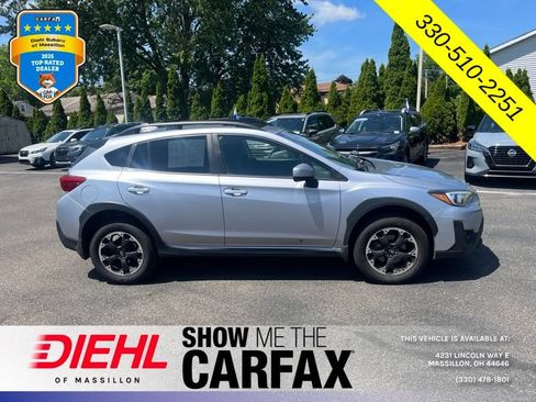 Used 2021 Subaru Crosstrek 2.0i Premium w/ Moonroof Package AWD/4WD image 2