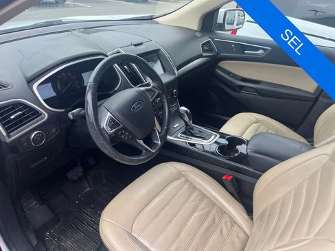 Used 2017 Ford Edge SEL w/ Equipment Group 201A AWD/4WD image 6