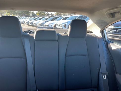 Used 2023 Toyota Corolla LE image 38