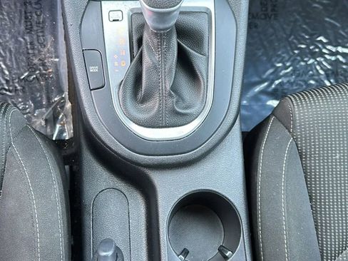 Used 2021 Kia Forte LXS image 37