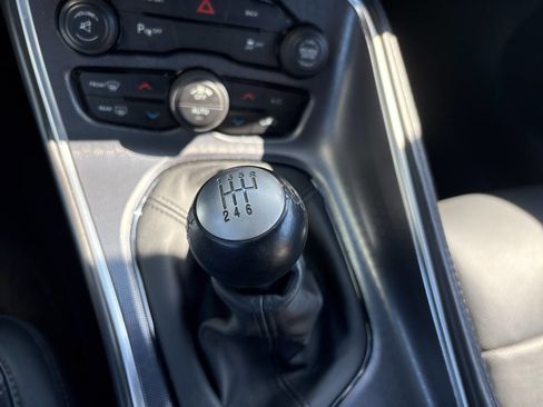 Used 2015 Dodge Challenger R/T Plus image 24