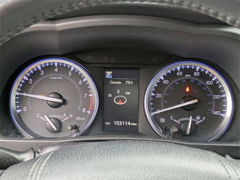 Used 2019 Toyota Highlander SE image 15