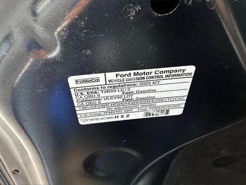 Used 2023 Ford Explorer XLT image 30