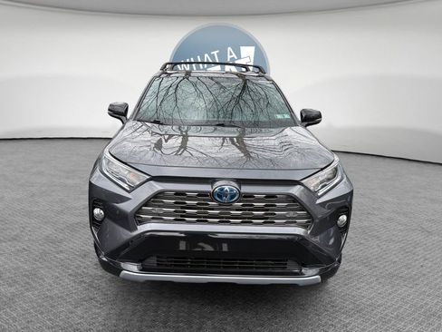 Used 2020 Toyota RAV4 XSE image 6