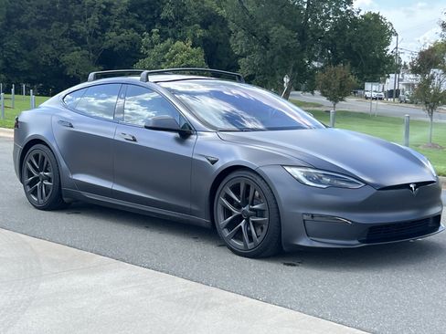 Used 2024 Tesla Model S AWD/4WD image 2