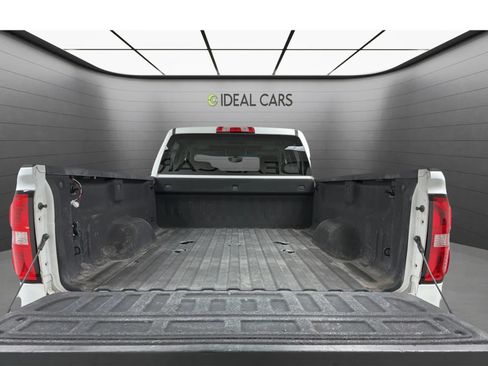Used 2017 GMC Sierra 2500 SLT AWD/4WD image 18