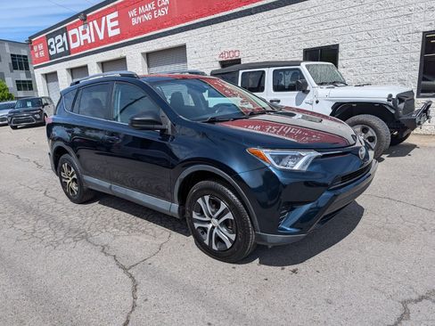 Used 2017 Toyota RAV4 LE image 1